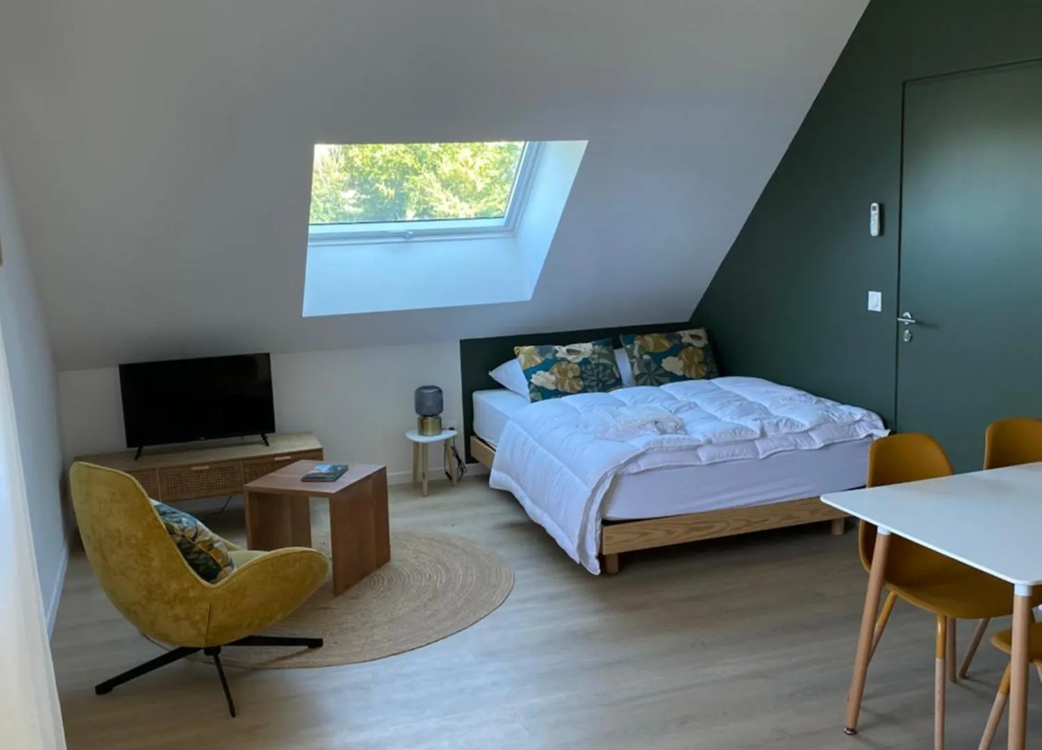 Guest house Studio De Charme Au Calme Saint-Chef France
